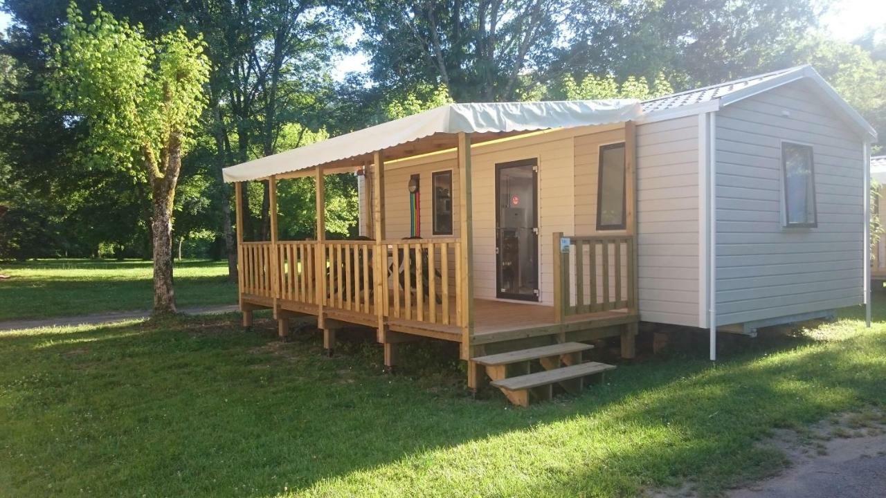 לה בוג Camping Paradis Le Rocher De La Granelle מראה חיצוני תמונה